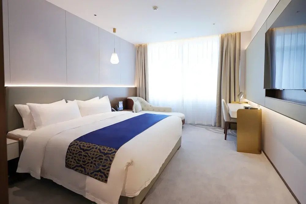 Southern Airlines Pearl Hotel
