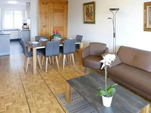 Studio Terrasse Des Alpes 615 by Interhome