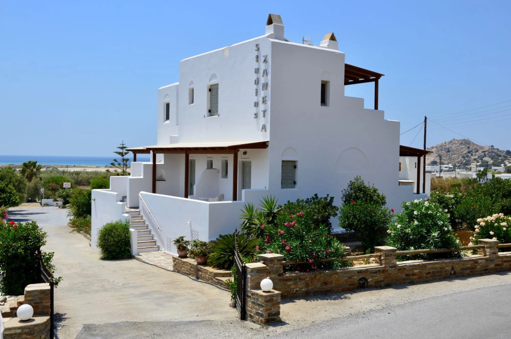 Zanneta Apartments & Suites
