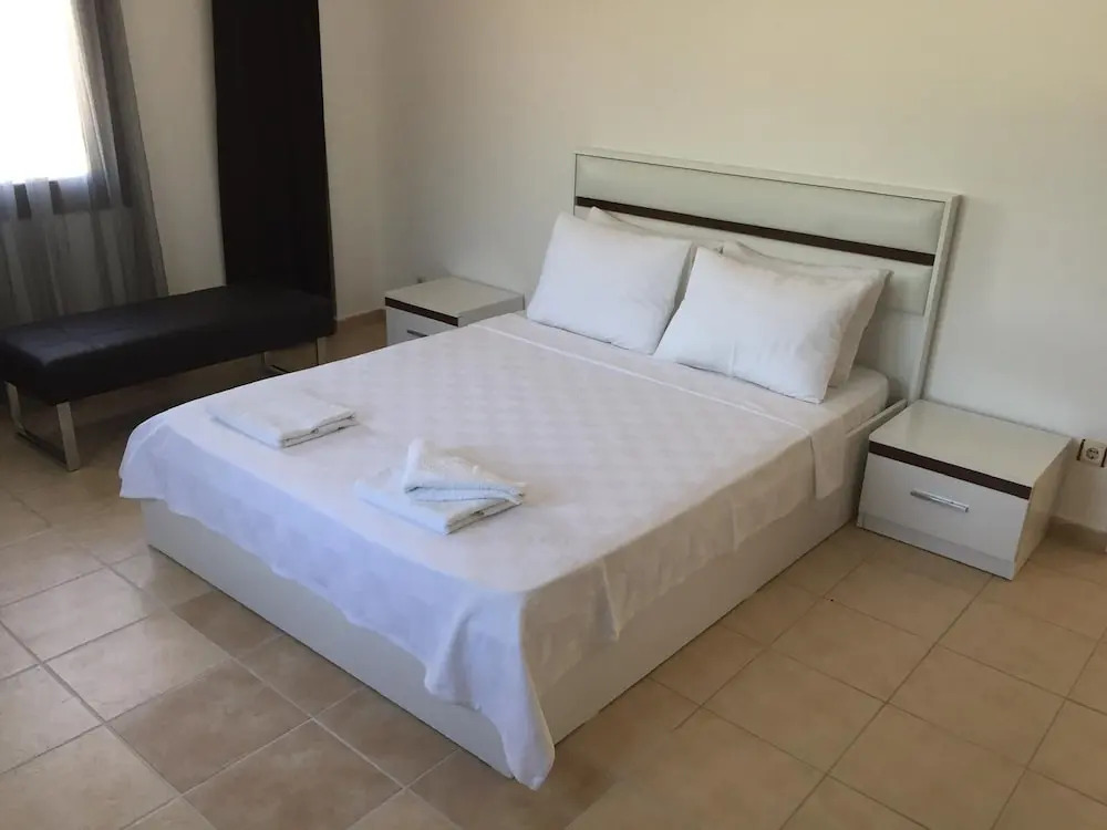 The Mara Suite