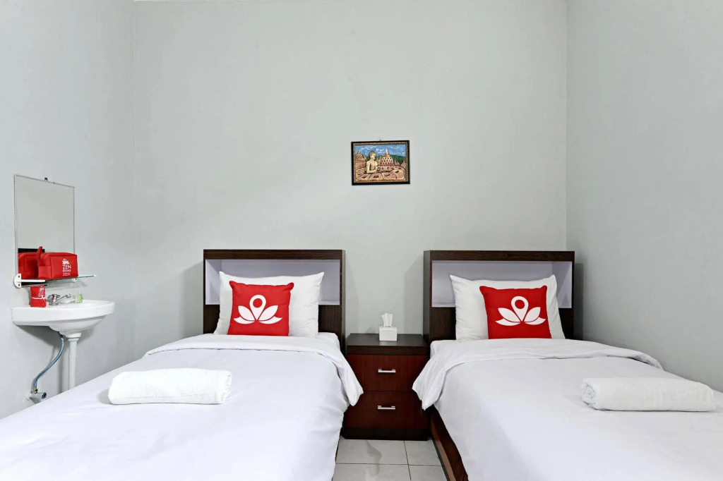 ZEN Rooms Godean