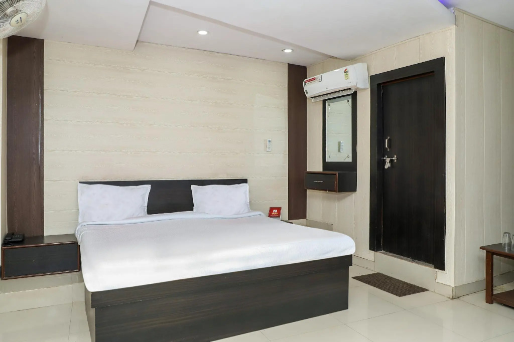 OYO 35425 Hotel Duke Inn