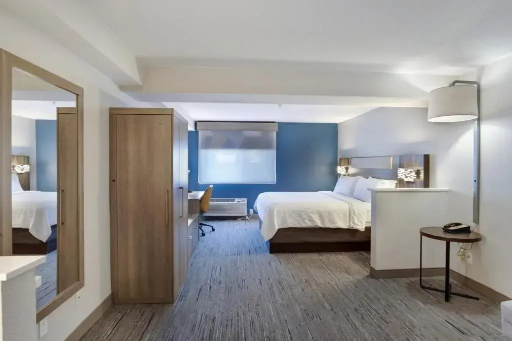 Comfort Inn & Suites-columbia Gorge West