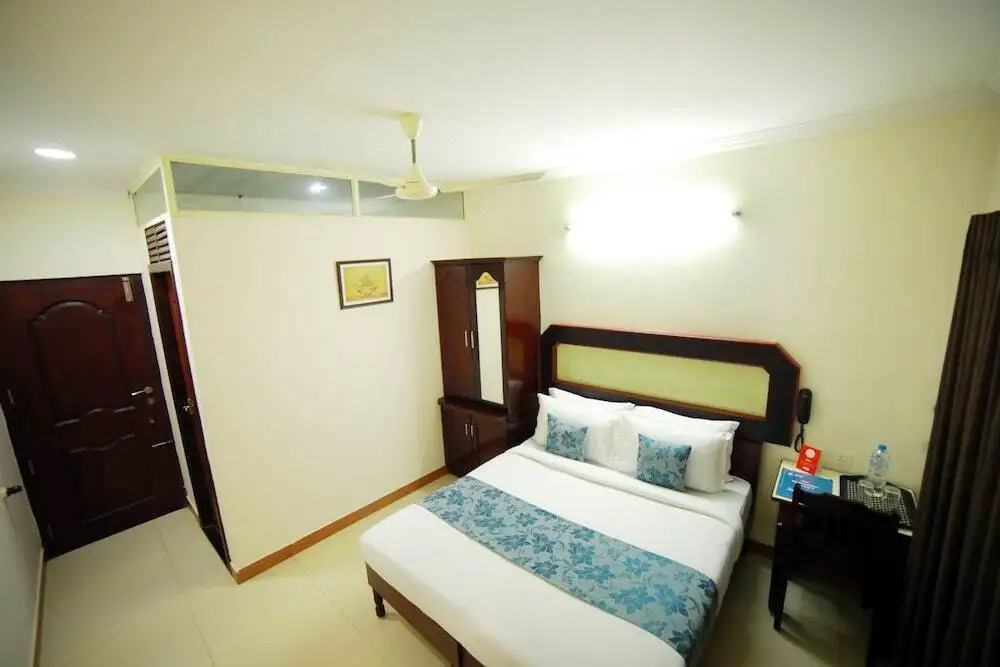 OYO 8331 Kodavath Residency