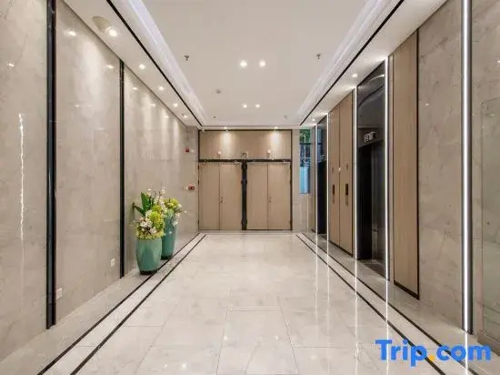 Home Inn Select Hotel(Zhuhai Couple Road Beach Swimming Pool Store  )