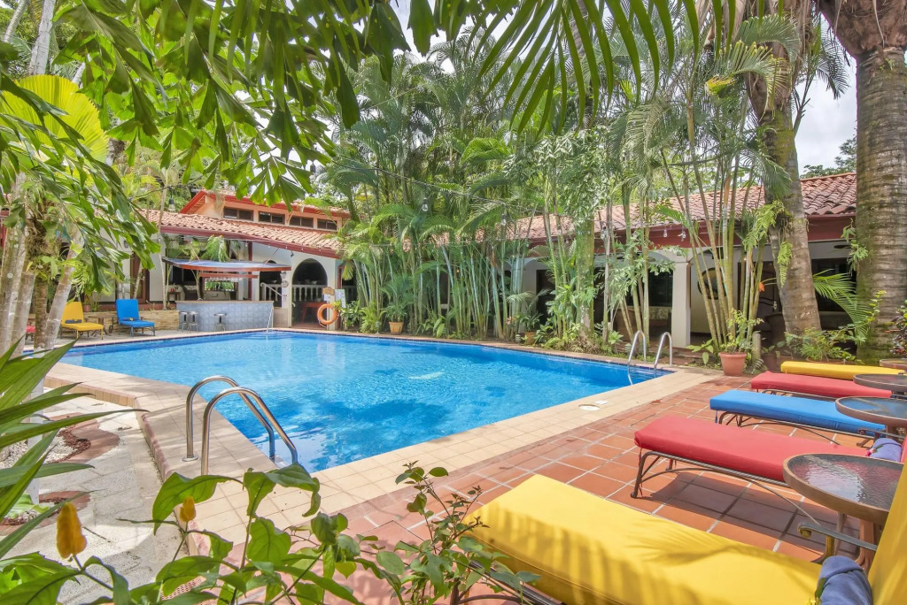 Hotel Villas Lirio