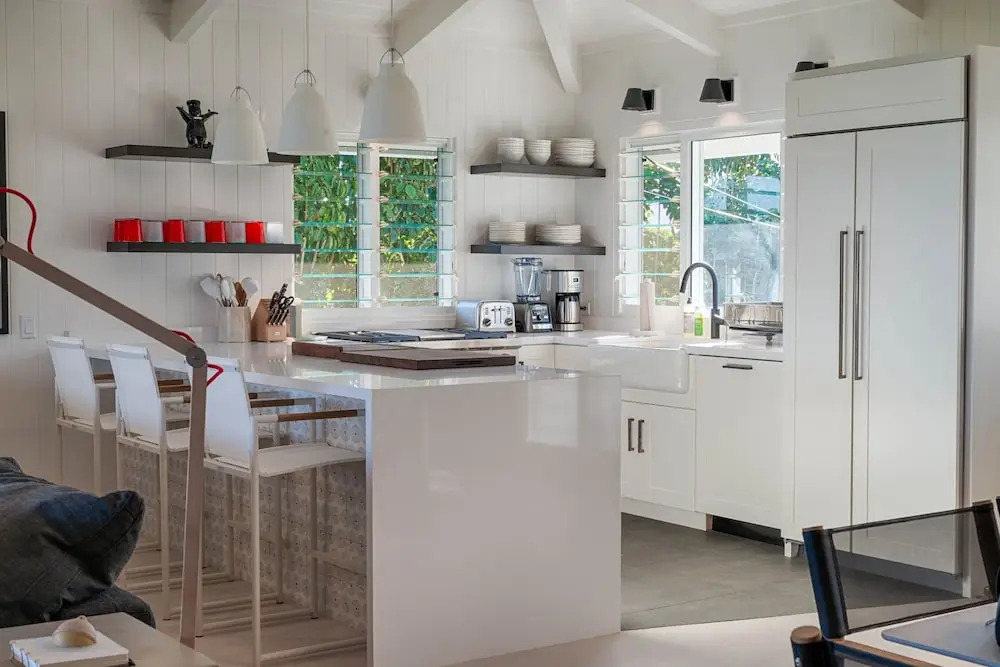 Hanalei Beach House 5 Bedroom Home by RedAwning