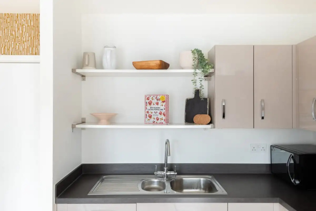 The Hoxton Docks - Modern & Bright 1BDR Flat With Study Room & Balcony