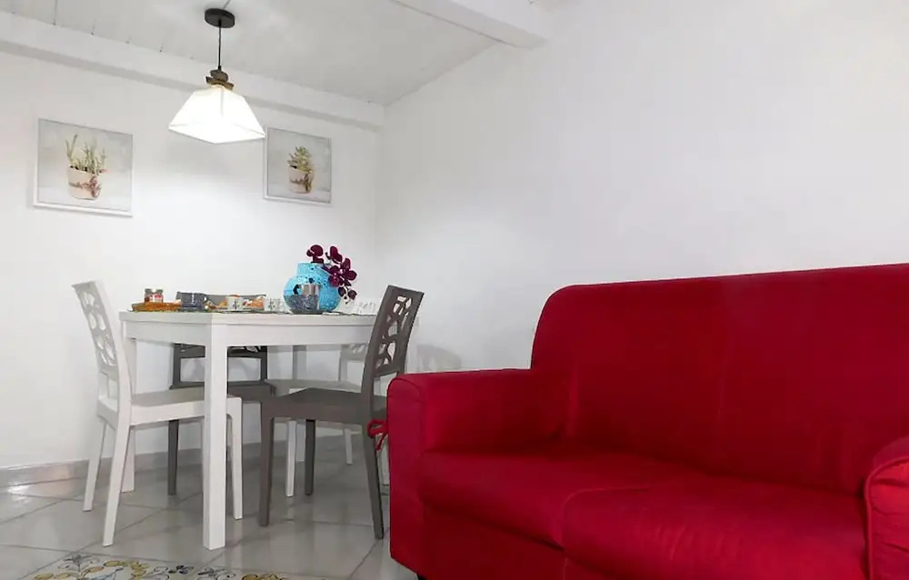 Amazing Home in Portopalo di Capo Pass With 1 Bedrooms