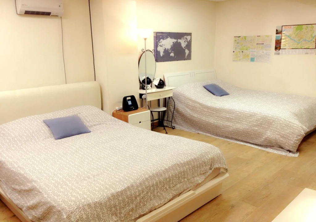 Town Guest House 2