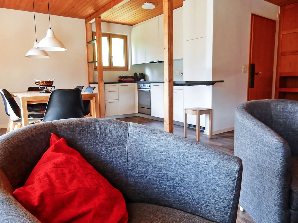 Apartment Chalet Bienli Mitte by Interhome