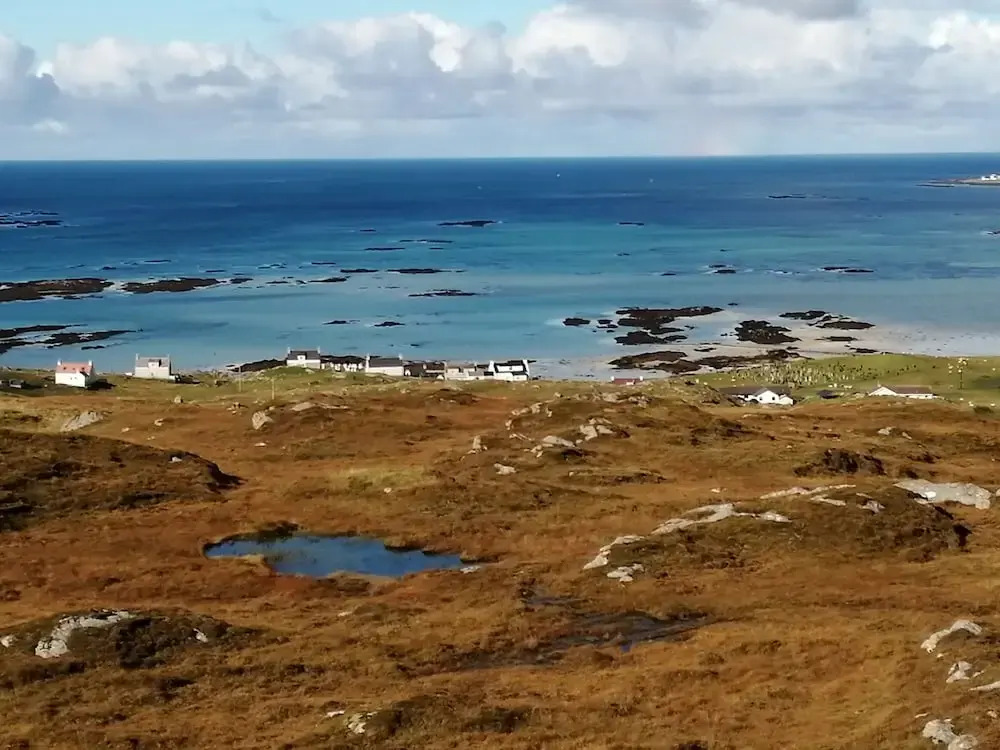 Pod Beag beside the sea Isle of Eriskay