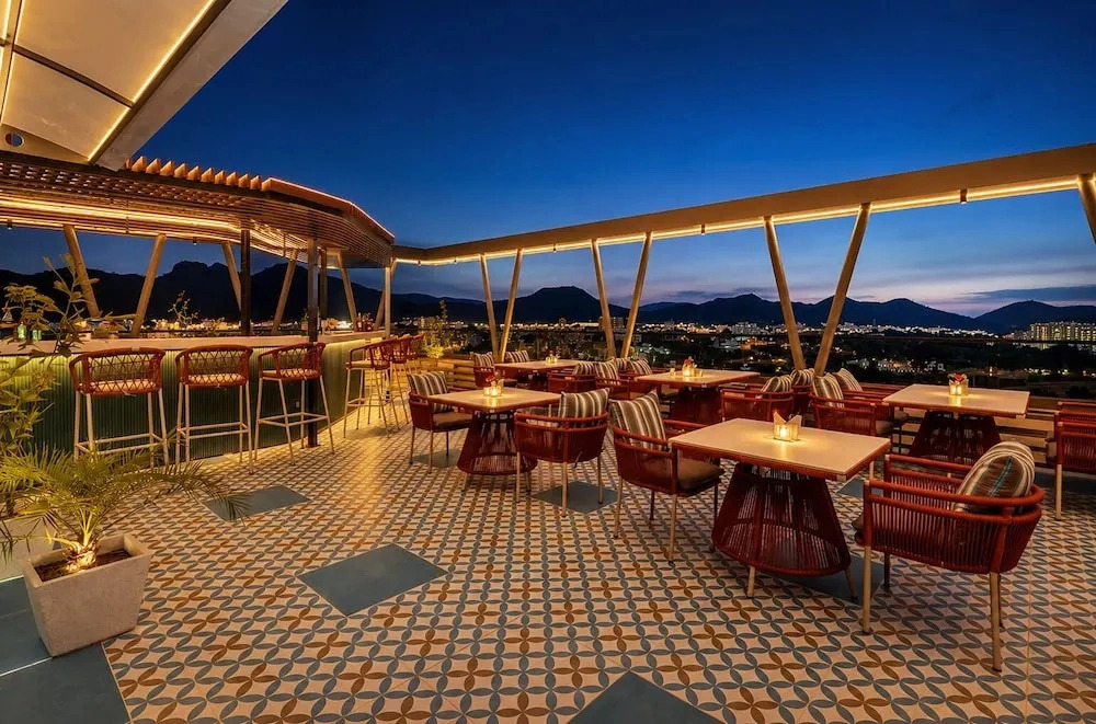 The Paradise Bliss - A Luxury Hotel & Spa in Udaipur