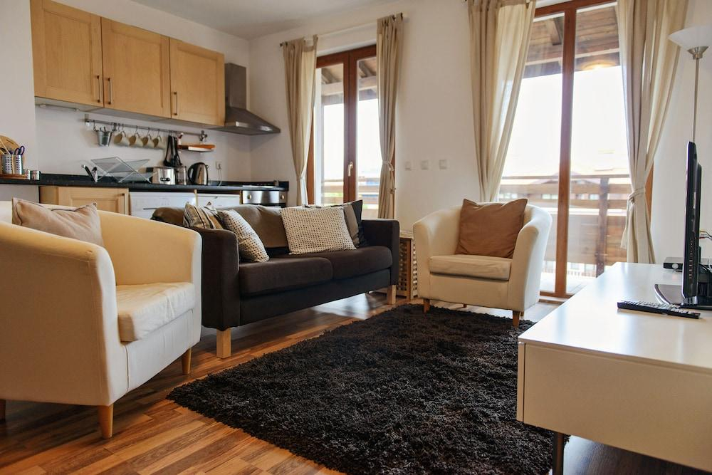 Pirin Heights Aparthotel
