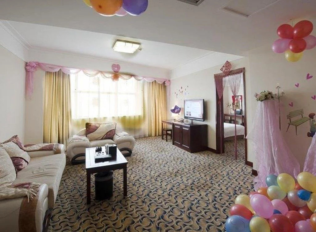 Taihe Hotel