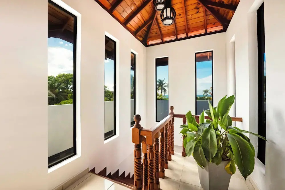 ThiThis Palace Mirissa
