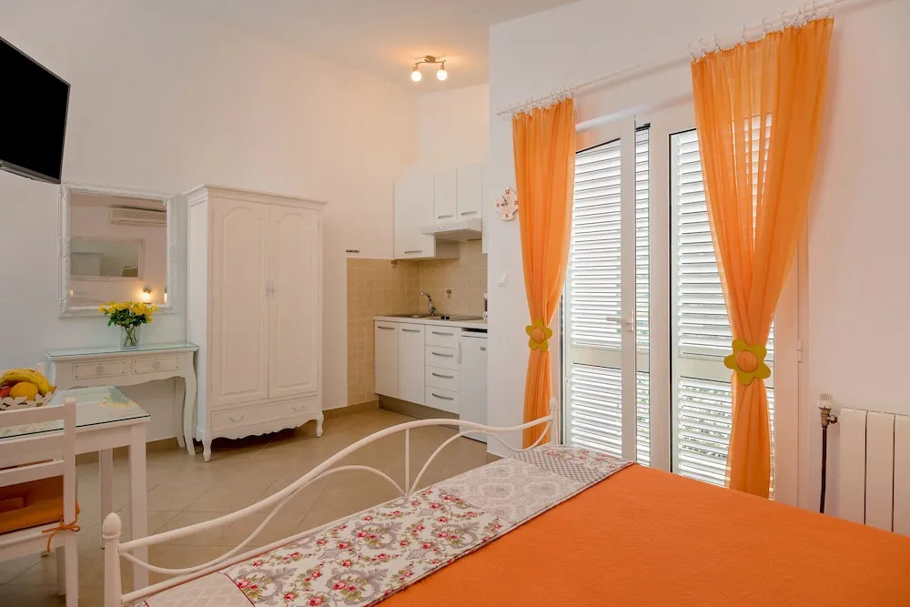 Apartments Villa Lilla