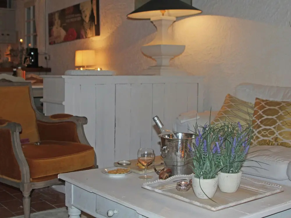 Charming Holiday Home With Private Pool Within Short Distance of Plage de Gigaro