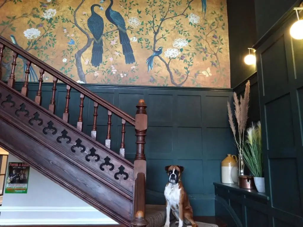 The Hillmorton Manor Hotel