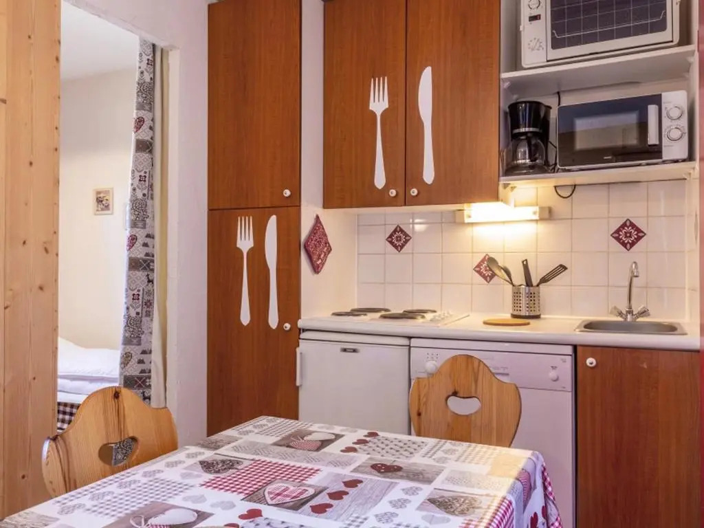 Appartement Plagne Soleil, 2 pièces, 5 personnes - FR-1-351-68