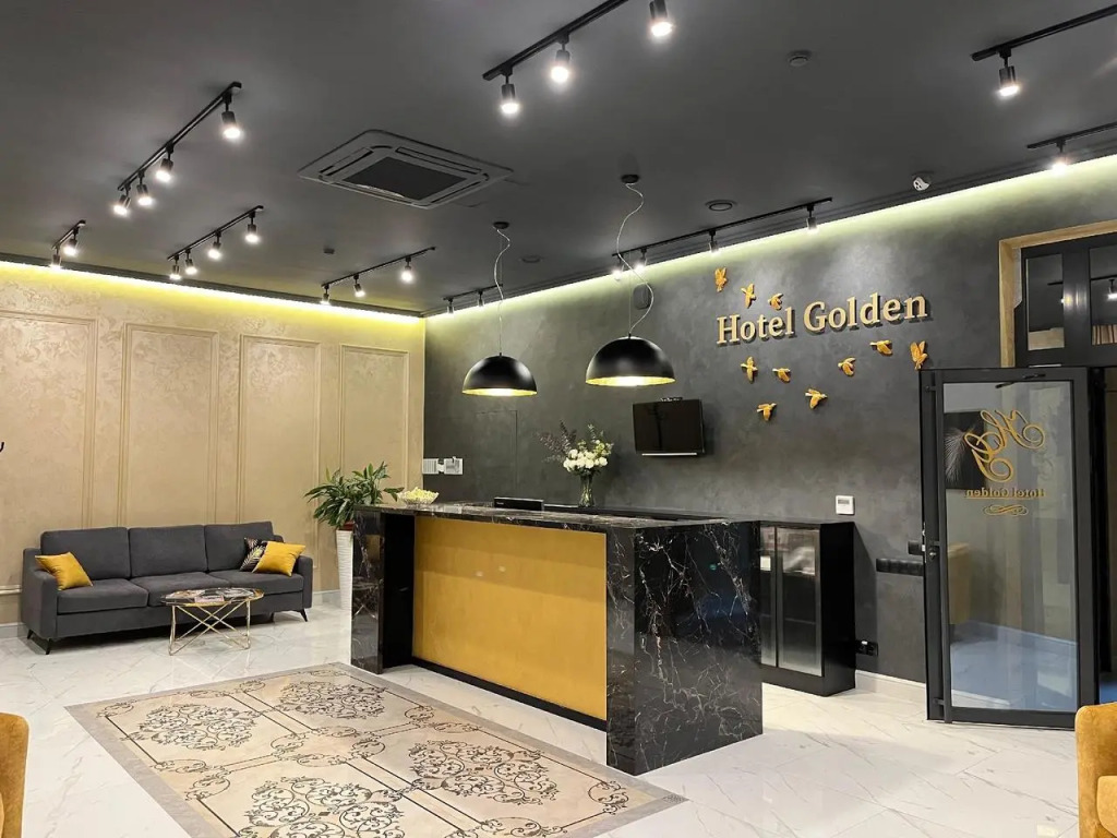 Отель Golden 