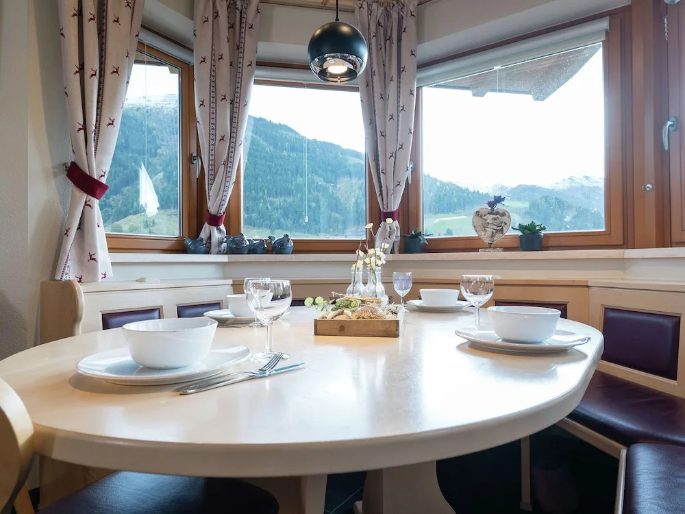 Fantastic Apartment in Saalbach Hinterglemm near Ski Area