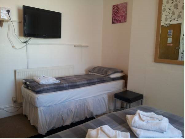 Shepperton Hotel
