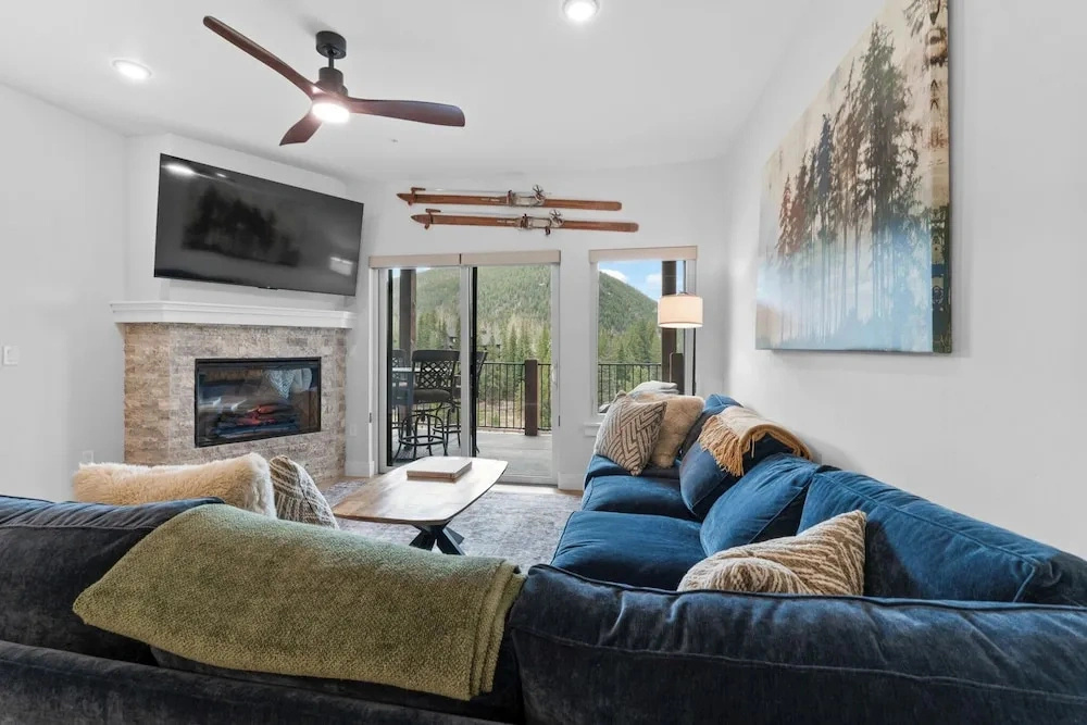 Brightwood #308, Building 2