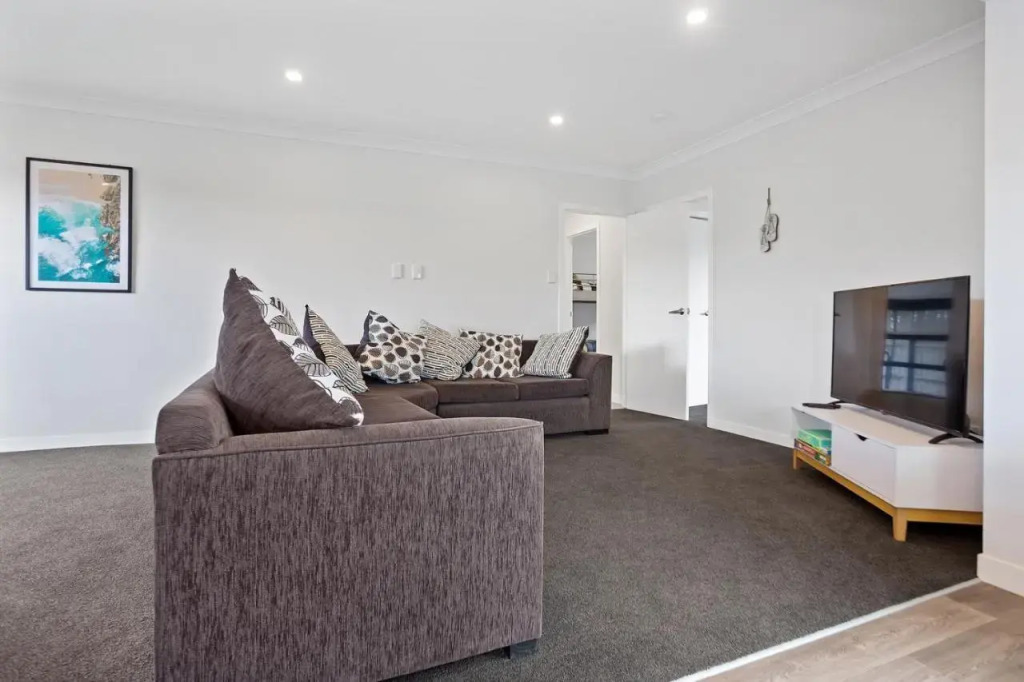 Coastal Breeze - Waihi Holiday Home