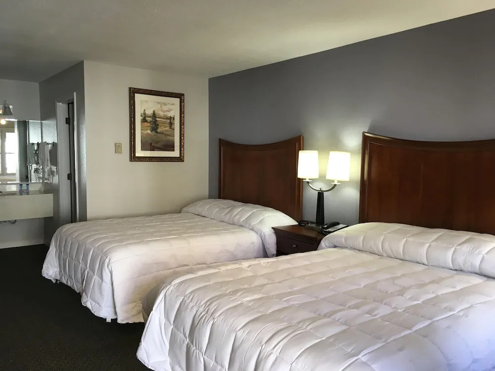 University Inn