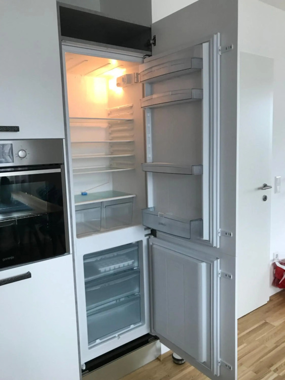 Vienna Hauptbanhof and Belvedere two bedroom apartment