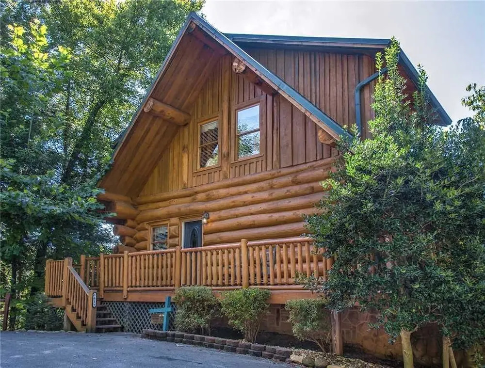 American Heritage 4 Bedroom Home with Mountain View