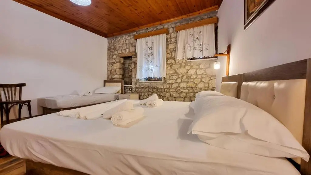 Dhimitri Apartment