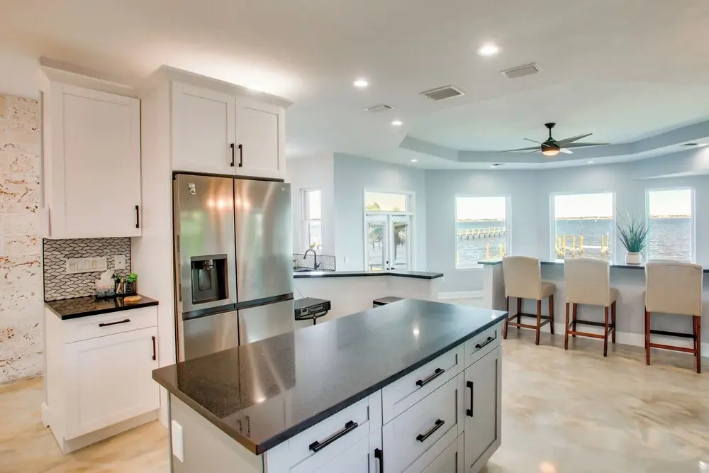 Riverfront Fort Myers Luxury Home w/ Heated Pool