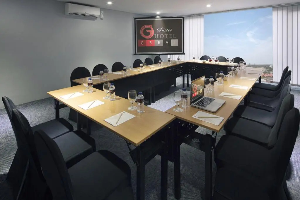 G Suites Hotel by AMITHYA