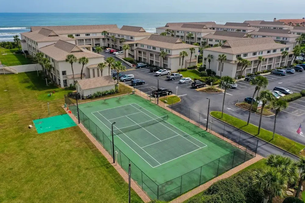 Oceanfront Townhouse With Shared Pools, Ocean View, Wifi, W/d, and Central AC