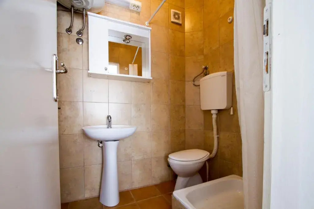 Belane Apartments