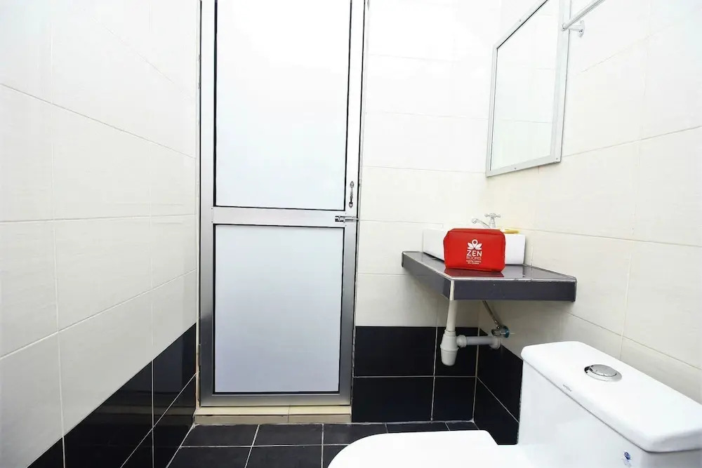 ZEN Rooms Near Pantai Tengah