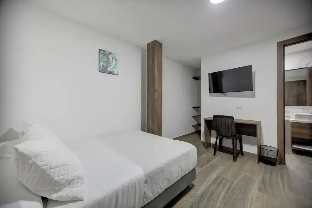 Xliving Host and Rooms