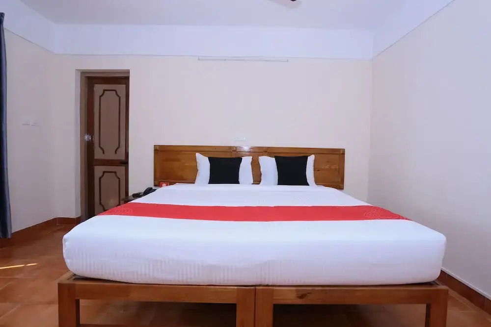 OYO Flagship 26502 Orchid Regency
