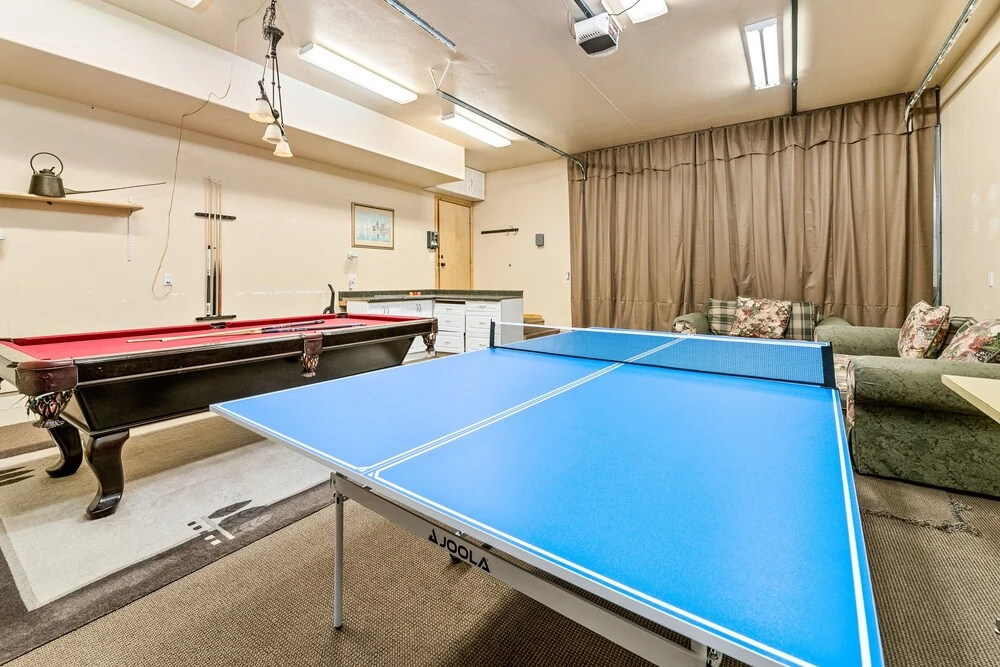 Casa Bella - Spacious Mountain Home, Game Room, Wifi, Perfect For Family Gatherings! 4 Bedroom Home