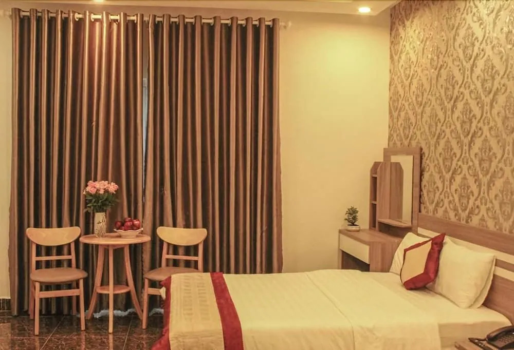 Ánh Tiên Hotel