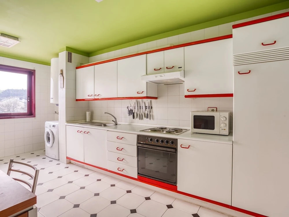 Cheerful Holiday Home in Santa Cruz near Sea Beach