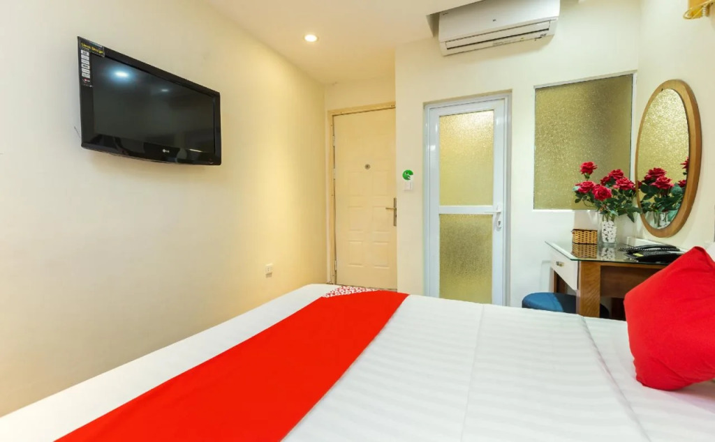 OYO 703 Hoang Gia Hotel