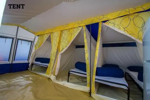 Easyatent Bungalow Tent Vestar