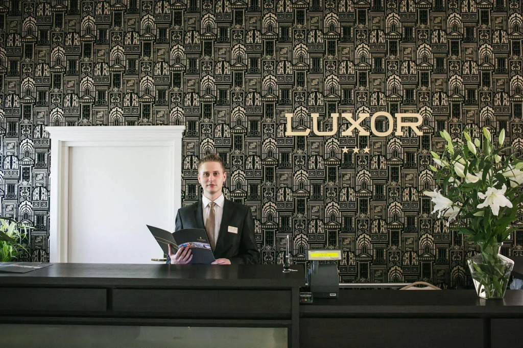 Hotel Luxor