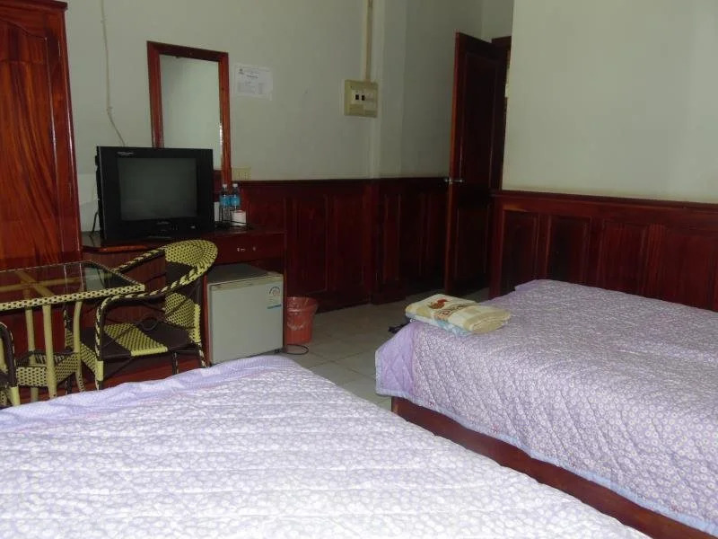 Sonsay Hotel