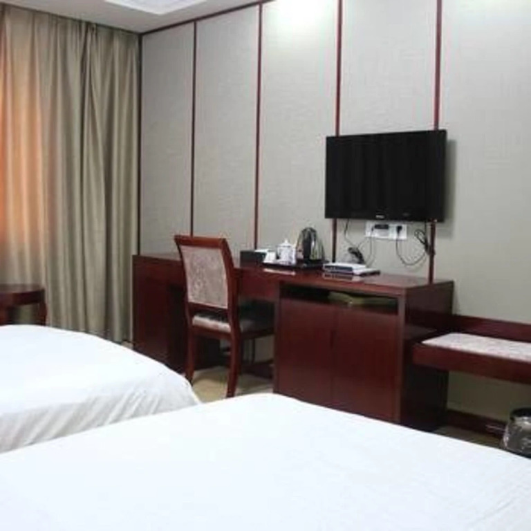 Zhuhaifengqing Hotspring Hotel