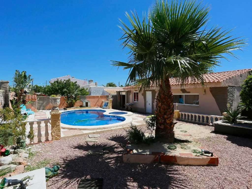 Leticia - Six Bedroom