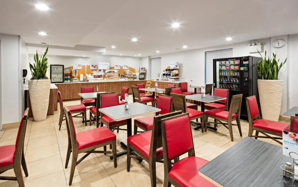 Holiday Inn Express Brooklyn
